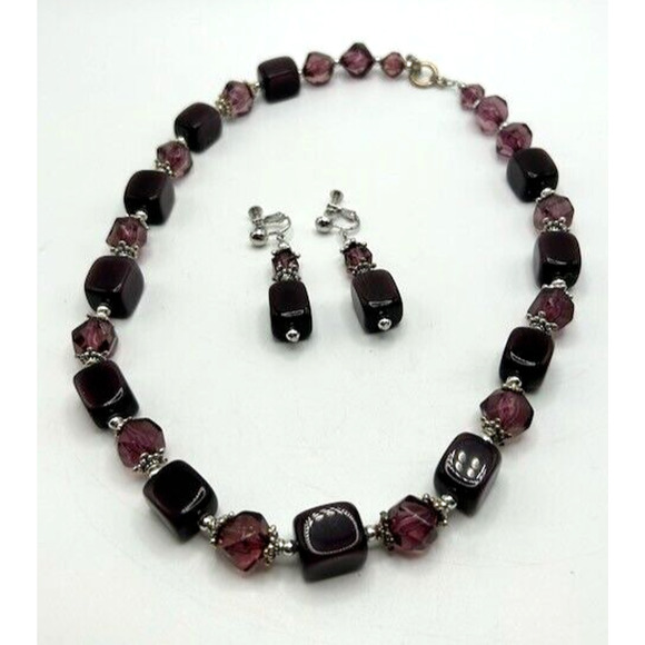 Vintage Grape Purple Glass Beaded Necklace & Drop Earrings Set - Picture 1 of 12